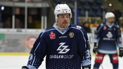 Archivbild: gb
Die Chancen stehen gut, dass Nick Latta nach seiner Verletzungspause ins Team zurückkehrt. Die Blue Devils empfangen am Freitag Passau und treten am Sonntag in Rosenheim an.