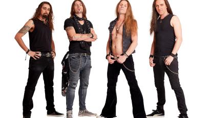 Bild: power concerts
Freedom Call stehen in Obertraubling auf der Bühne.