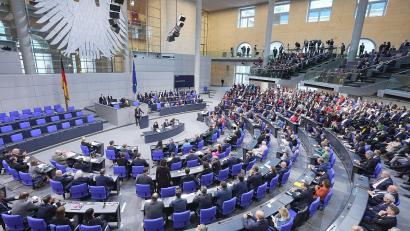 Symbolbild: Michael Kappeler/dpa
Im Plenum bei der konstituierenden Sitzung des neuen Bundestags am 26. Oktober saßen elf Oberpfälzer Abgeordnete.