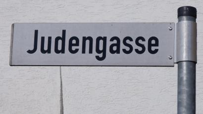 Bild: hm
Straßenschild Judengasse in Pfreimd