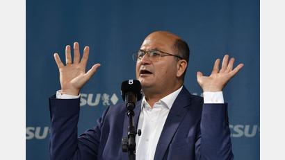 Symbolbild: Petra Hartl
"Tut mir leid, aber kommt erst mal von euren Schulden runter", scheint Finanzminister Albert Füracker Richtung Weidener Rathaus zu sagen. Sein Ressort gibt dieses Jahr keine Schlüsselzuweisungen an die Stadt.