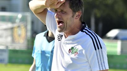 Archivbild: Ziegler
Michael Hutzler, Trainer der DJK Ammerthal, muss seine Mannschaft für das Spiel gegen den Tabellenersten nicht noch zusätzlich motivieren.