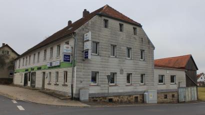 Bild: fks
Weicht der alte Gasthof zur Linde einem Neubau? Eine aktuelle Kalkulation zeigt, ein Abriss sei kostengünstiger.