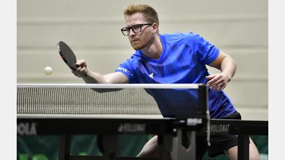 Archivbild: Hubert Ziegler
Der Kümmersbrucker Spitzenspieler Juraj Zatko in Aktion.