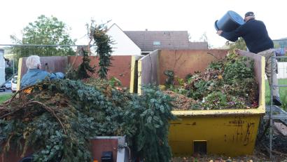 Archivbild: Gabi Schönberger
Die Grüngutcontainer der Stadt Weiden und des Landkreis Neustadt/WN stehen noch bis Ende November.