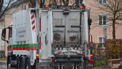 Bild: Kunz
Gute Neuigkeiten für alle Bürger in Weiden: Pro Liter des gewählten Restmüllbehälters entstehen nur noch 1,33 Euro Gebühren - statt wie bisher 1,44 Euro.