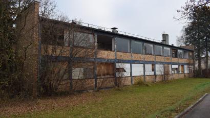 Bild: bnr
Die ehemalige Weberei Birnbaum in der Viktor-Koch-Straße soll im nächsten Jahr abgebrochen werden. Über die weitere Nutzung des Geländes wird erst noch entschieden.