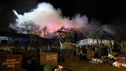 Bild: jma
Ein Großbrand wütet Anfang November in Schlammersdorf. Nun ist die Ursache bekannt.