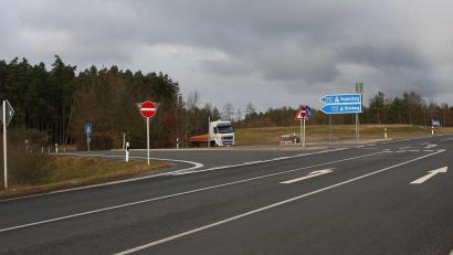 Bild: wro
Die Autobahn-Anschlussstelle Wiesau in Fahrtrichtung Regensburg wird für zwei Tage gesperrt.