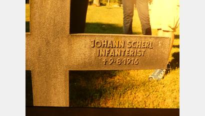 Archivbild: rn
Auf dem Friedhof Romagne-Sous-les-Cotes bei Verdun sind 2227 deutsche Soldaten beigesetzt. Dort besuchten die Reservisten das Grab des 1916 gefallenen Infanteristen Johann Scherl aus Speinshart.