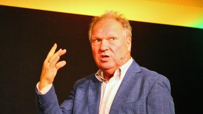 Bild: stg
Thomas Freitag, der Grandseigneur des Kabaretts, gastierte am Sonntag erstmals bei der Futura in Windischeschenbach