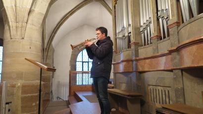 Bild: jzk
Andreas Sächerl war der Trompetensolist beim festlichen Gottesdienst am Christkönigssonntag.