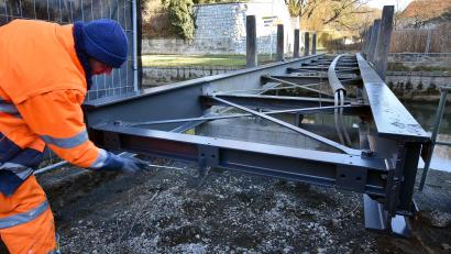 Bild: Stephan Huber
Die kleine Vilsbrücke im Englischen Garten in Amberg wird erneuert.