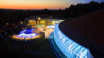Bild: Karina Bonenberger/Robotics/exb
Seit Mittwoch sind die Badehalle und der Wellnessbereich im Sibyllenbad aufgrund neuer Vorgaben aus München nur noch nach der 2G-Plus-Regel nutzbar.