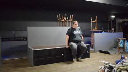 Archivbild: szl
Alex Holländer (31) betreibt seit 2019 das No4 in Tirschenreuth. In der Disco stehen aktuell kleine Umbauten an. Er hofft auf eine Wiedereröffnung der Clubs im Herbst. „Nach eineinhalb Jahren Stillstand muss etwas passieren.“