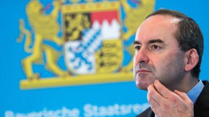 Bild: Peter Kneffel/dpa
Hubert Aiwanger (Freie Wähler)