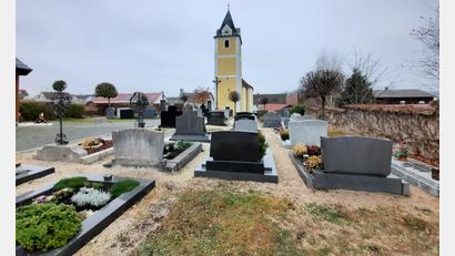 Bild: bey
Für den Pirker Friedhof gelten ab 1. Januar neue Gebühren.