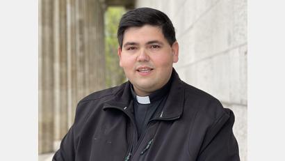 Bild: Ramon Rodriguez/exb 
Priester Ramon Rodriguez ist 27 Jahre alt. Er ist Kaplan in Tirschenreuth in der Stadtpfarrei Mariä Himmelfahrt.
