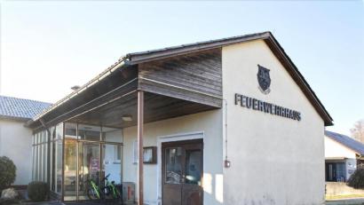 Bild: njn
Das Feuerwehrhaus Wildenreuth erhält einen neuen Eingangsbereich.