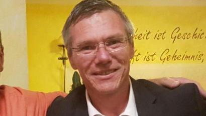Archivbild: bey
Reinhard Sollfrank, Bürgermeister von Parkstein, nimmt Stellung zum Verfahren um die Erweiterung des Gewerbegebiets Nord.