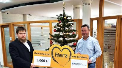 Bild: stg
Insgesamt 5000 Euro gab es für Kemnather und Kulmainer Vereine.