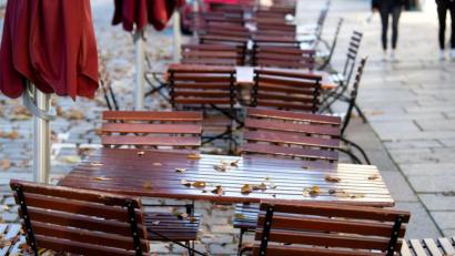 Symbolbild: Sven Hoppe
Die ersten beiden bayerischen Landkreise dürfen die wegen Inzidenzen von mehr als 1000 verhängten verschärften Corona-Regeln wieder lockern.