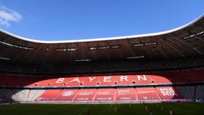 Archivbild: Andreas Gebert/dpa
Eine leere Allianz-Arena wird man in naher Zukunft wieder öfter sehen. In Bayern gibt es wieder "Geisterspiele".