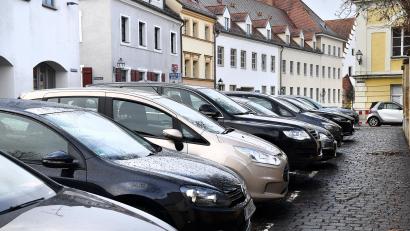 Bild: Petra Hartl
Auch in der Zeughausstraße in Amberg gilt das "Münchener Modell": Hier dürfen sowohl Anwohner als auch Besucher parken.