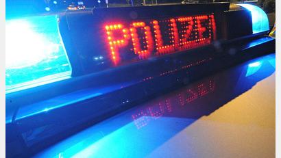 Symbolbild: Patrick Seeger/dpa
Den Beamten gelang es einen Ehestreit zu schlichten.