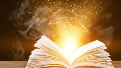 Bild: BillionPhotos - stock.adobe.com
Wenn wir ein Märchen lesen, tauchen wir in eine andere Welt ein.