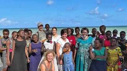 Bild: Jairus Orangi /exb
Ein fünfköpfiges Team der Hilfsorganisation "Strahlende Kinderaugen für Kenia" war eine Woche vor Ort, um sich ein Bild vom aktuellen Stand der Projekte zu machen. Damit will es auch den Spendern Gewissheit geben, dass die Gelder effektiv eingesetzt werden.