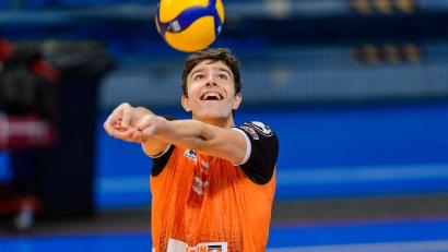 Bild: Mariusz Palczynski/MPAimages.c/exb
Simon Breinbauer aus Weiden spielt für den VC Olympia Berlin der 2. Bundesliga Nord.