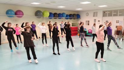 Bild: sne
Wenn die Tanzmädels in Grafenwöhr trainieren, sind die Kapazitäten des Sportparks mittlerweile erschöpft.