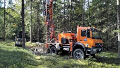 Bild: AZ
Schweres Gerät im Wald. Die Firma Godelmann hat Probebohrungen auf dem Friedrichsberg veranlasst.