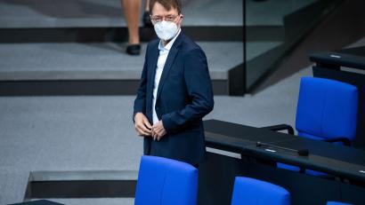 Bild: Bernd von Jutrczenka/dpa
Karl Lauterbach setzt auf Bußgelder zur Durchsetzung einer möglichen allgemeinen Impfpflicht.