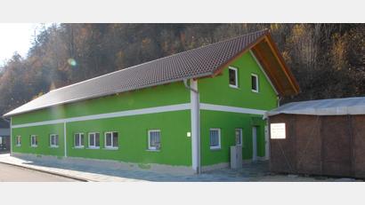 Bild: pop
Gut vorangekommen ist der Fischereiverein Schmidmühlen mit den Arbeiten an seinem Vereinsheim. Die Fassade ist bereits fertiggestellt.