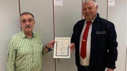 Bild: Hannewald/exb
Werner Hannewald (rechts) konnte in der Rettungswache 30 Jahre auf seinen Stellvertreter Andreas Beer bauen.