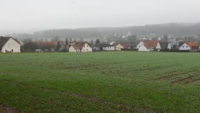 Bild: gf
Im Baugebiet Auf der Leite II nordöstlich von Speckshof in der Gemeinde Poppenricht sollen mehr als 25.000 Quadratmeter Bauland für Ein- oder Zweifamilienhäuser erschlossen werden.