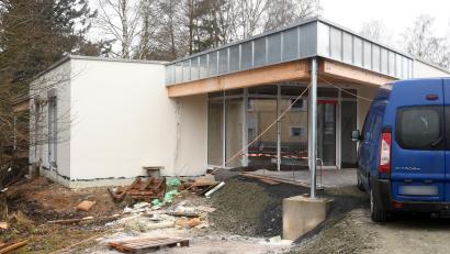 Bild: Gabi Schönberger
Die Fliesen sind verlegt, die Möbel sollen Mitte Januar geliefert werden. Der Eröffnung der ARV-Tagespflege Waldnaabtal ist für den 1. Februar vorgesehen.