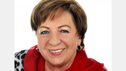 Bild: ALTSTADT_ATELIER/exb
Rita Steiner, erste Frau im Marktgemeinderat von Mantel und einige Jahre Zweite Bürgermeisterin feierte im engsten Kreise ihren 70. Geburtstag.