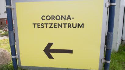 Bild: Stefan Sauer
Tests sind ein wichtiger Baustein, um Infektionsketten zu unterbrechen.