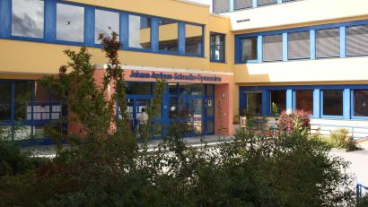 Archivbild: td
Rund 2,2 Millionen Euro will der Landkreis im kommenden Jahr in die Sanierung des Nabburger Gymnasiums stecken.