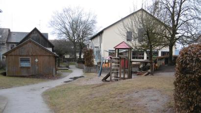 Bild: mma
Die Kindertagesstätte St. Josef in Hahnbach hat einen neuen Träger. Das BRK und nicht mehr die örtliche Pfarrei ist seit dem Jahreswechsel der Hausherr.
