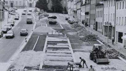 Archivbild: rn
Die Sanierung des Karlsplatzes war 1995 verbunden mit dem aufwändigen Einbau von Stellplätzen.