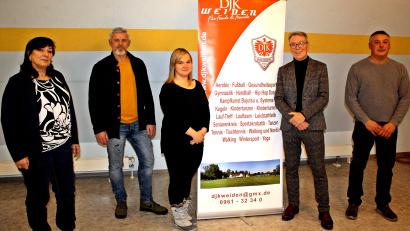 Bild: R. Kreuzer
Die neu gewählte engere Vorstandschaft der DJK Weiden mit (von links) Sigrid Baunoch, Harald Biersack, Silke Bartsch, Vorsitzender Reinhold Wildenauer und Markus Sparrer.