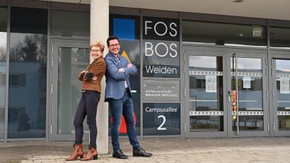 Bild: Claudia Köppel
Gemeinsam sind sie ein starkes Team. Als stellvertretender Schulleiter unterstützt Bernhard Planner Oberstudiendirektorin Gabriele Dill an der Spitze der FOS/BOS.