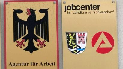 Symbolbild: Portner
Die Arbeitslosenquote im Altlandkreis Oberviechtach stieg von November auf Dezember 2021 ganz leicht auf nunmehr 2,5 Prozent.