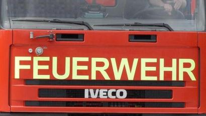 Symbolbild: Petra Hartl
In einer Scheune in Neukirchen ist am Sonntag ein Traktor in Flammen aufgegangen.