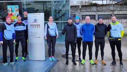 Bild: no
Neun Aktive aus den Reihen des SV Illschwang waren am Dreikönigstag beim Halbmarathonlauf zur Fackelmanntherme in Hersbruck mit dabei.