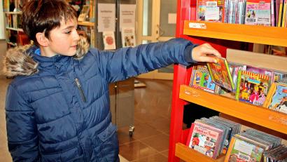 Bild: zer
Die guten alten CDs mit Kinderhörspielen sind in der Bücherei in Pirk gefragt wie eh und je.